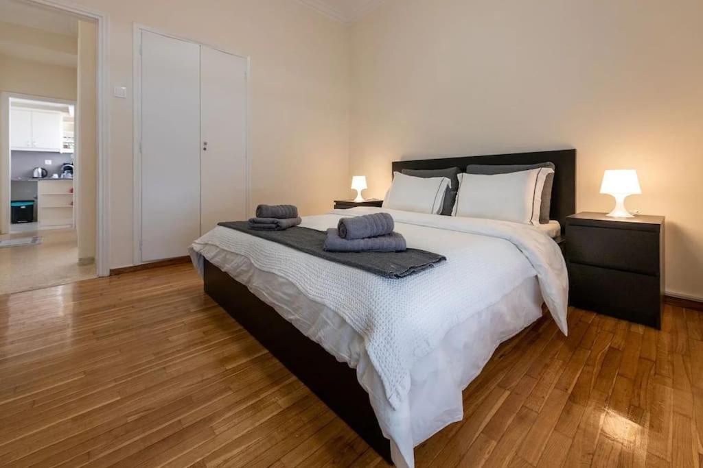 Kerameikos 2 Bedroom Apartment Athens Exterior photo