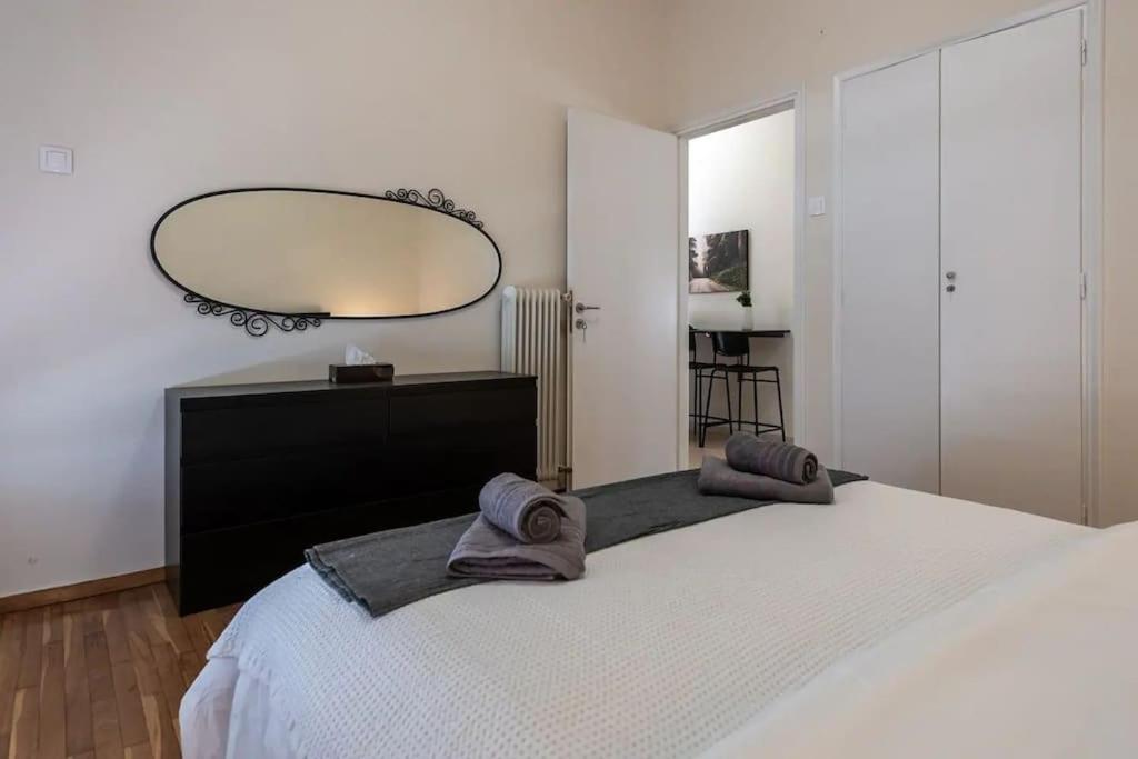 Kerameikos 2 Bedroom Apartment Athens Exterior photo